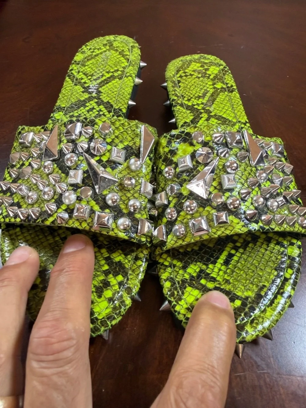 N/A green slippers